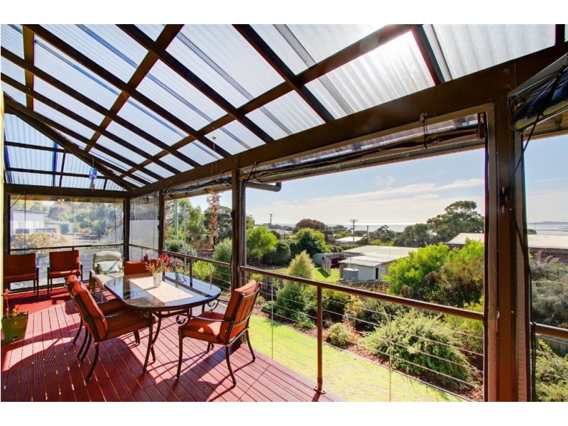 1 Ocean View Drive, Greens Beach TAS 7270
