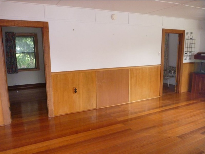 15 Beach Crescent, Greens Beach TAS 7270