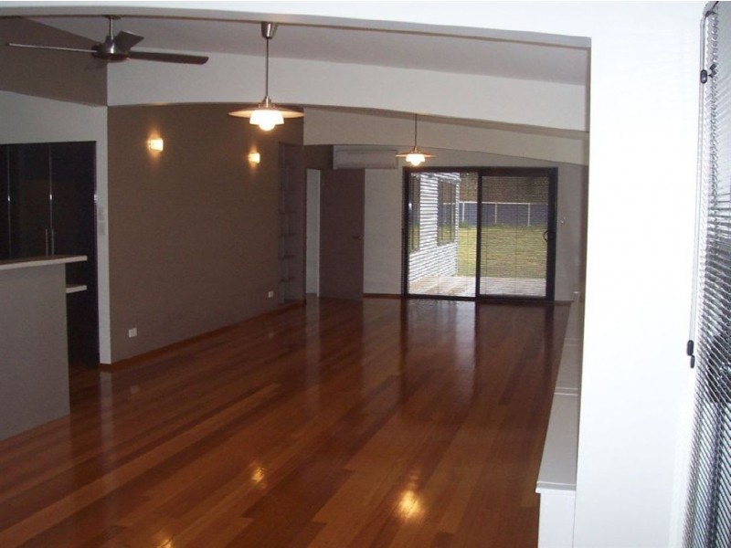 6 Carl Court, Swan Point TAS 7275