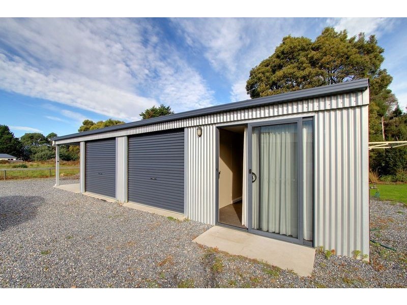 6 Carl Court, Swan Point TAS 7275
