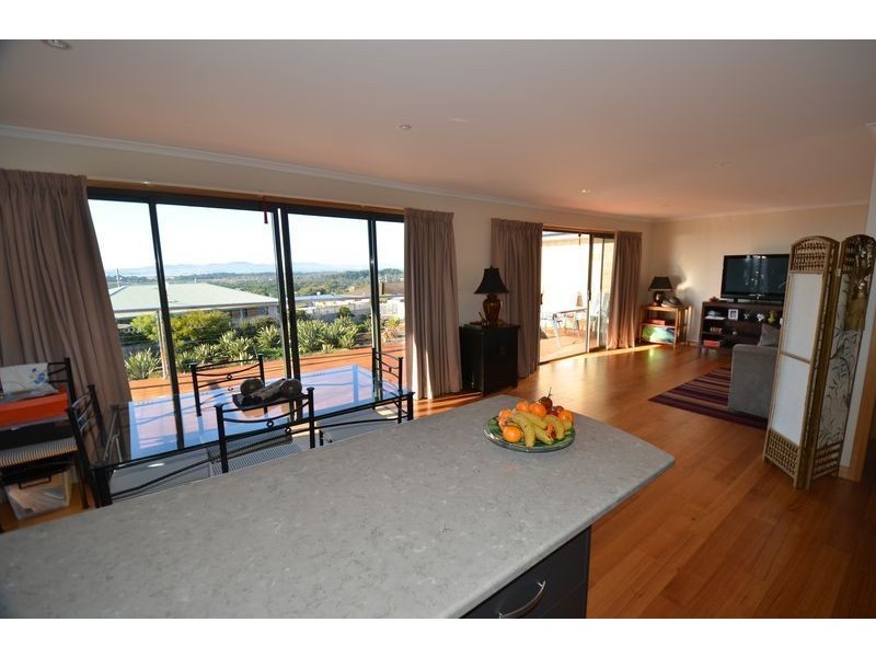 2/11A Pars Road, Greens Beach TAS 7270
