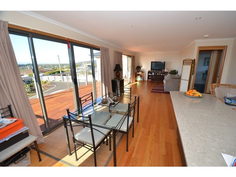 2/11A Pars Road, Greens Beach TAS 7270