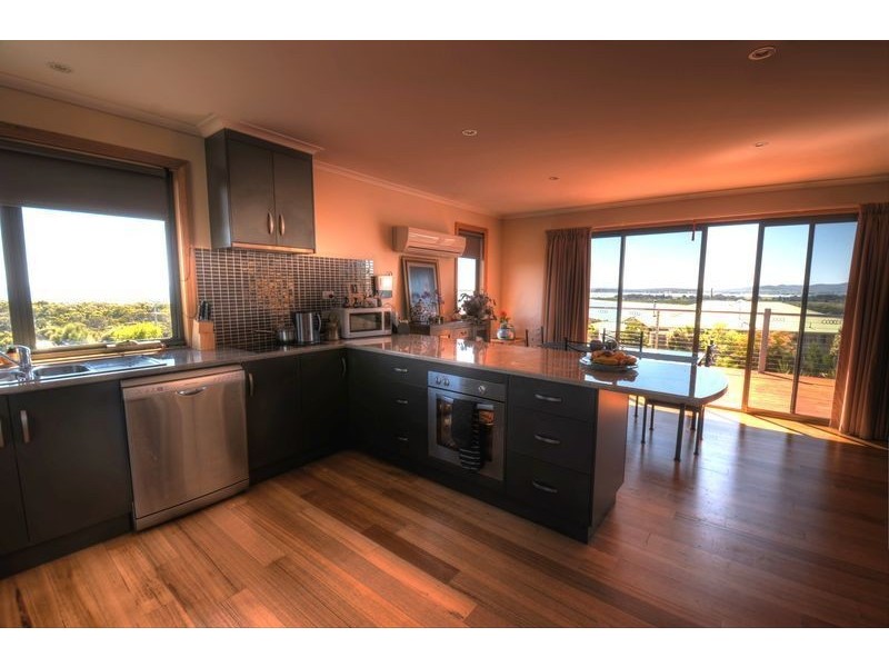 2/11A Pars Road, Greens Beach TAS 7270