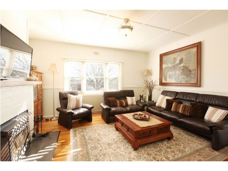 52 Main Road, Exeter TAS 7275