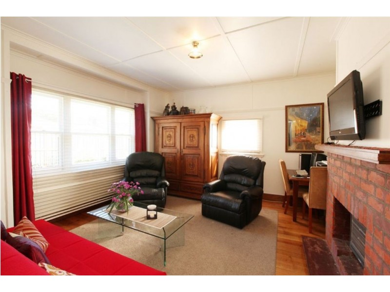 52 Main Road, Exeter TAS 7275