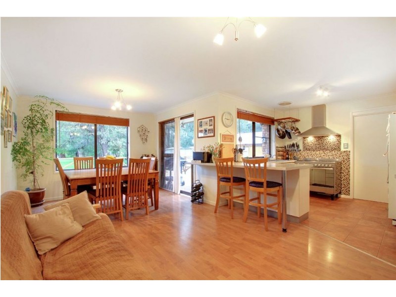 2/145 Paper Beach Road, Swan Point TAS 7275