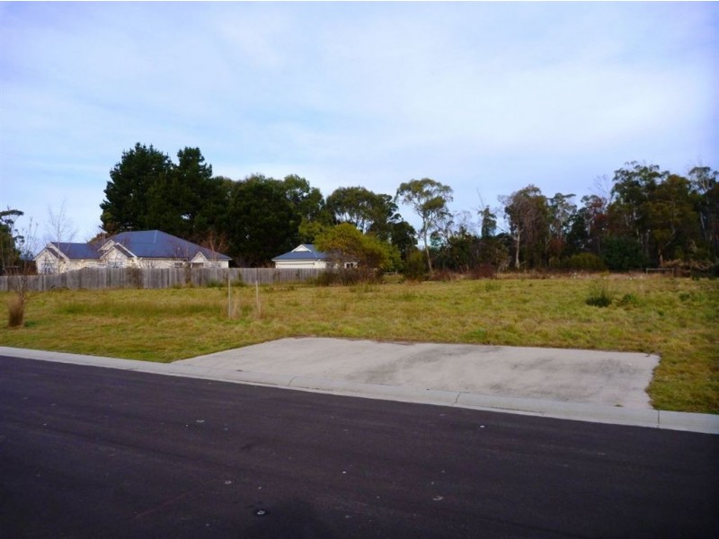 12 Carl Court, Swan Point TAS 7275