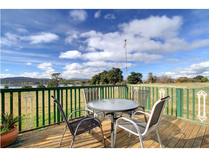 239 Bevic Road, Clarence Point TAS 7270