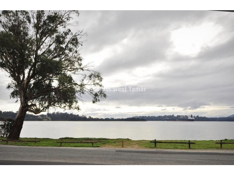 23 Esplanade, Beauty Point TAS 7270