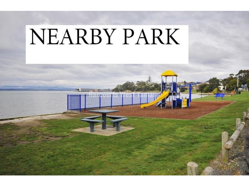 23 Esplanade, Beauty Point TAS 7270