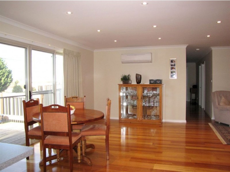 2/1 Beaton Street, Exeter TAS 7275