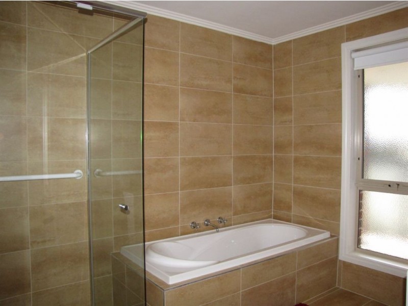 2/1 Beaton Street, Exeter TAS 7275