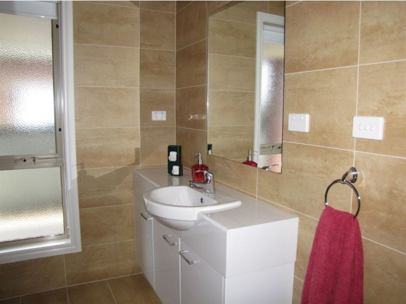 2/1 Beaton Street, Exeter TAS 7275