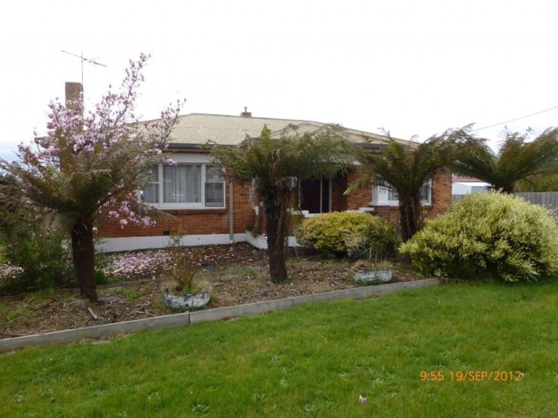2 Cornwall Street, Beaconsfield TAS 7270