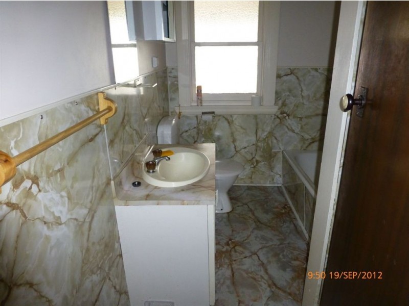 2 Cornwall Street, Beaconsfield TAS 7270