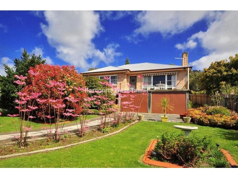 54 High Street, Beaconsfield TAS 7270