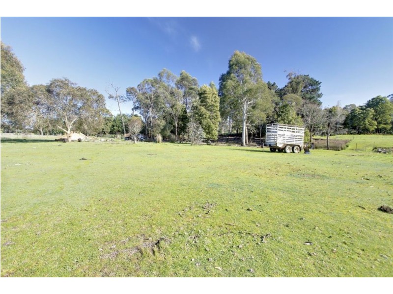 29 Gravelly Beach Road, Blackwall TAS 7275