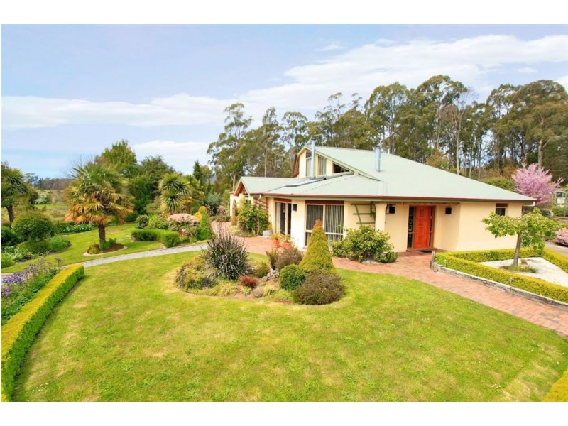 8 Loop Road, Glengarry TAS 7275
