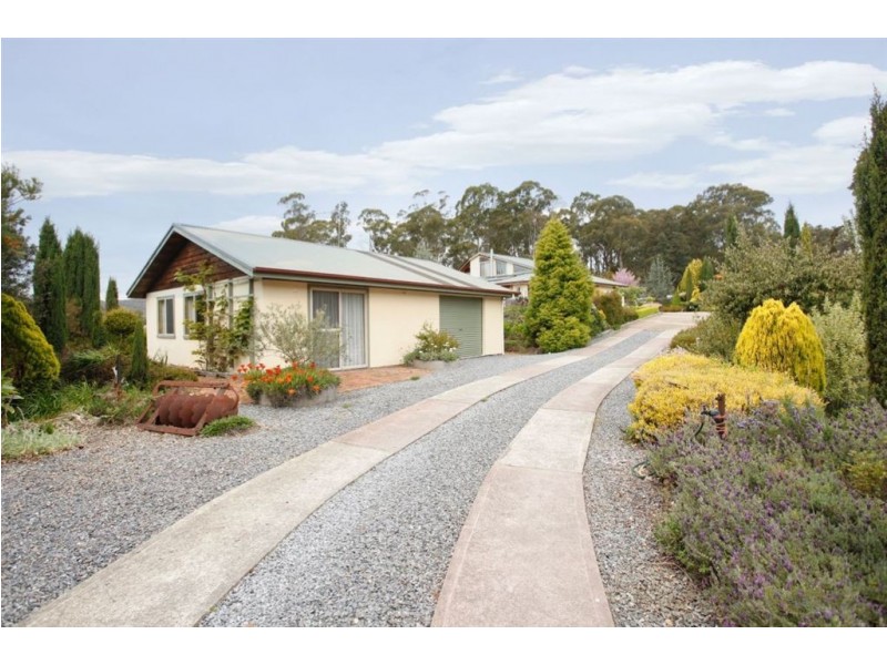 8 Loop Road, Glengarry TAS 7275