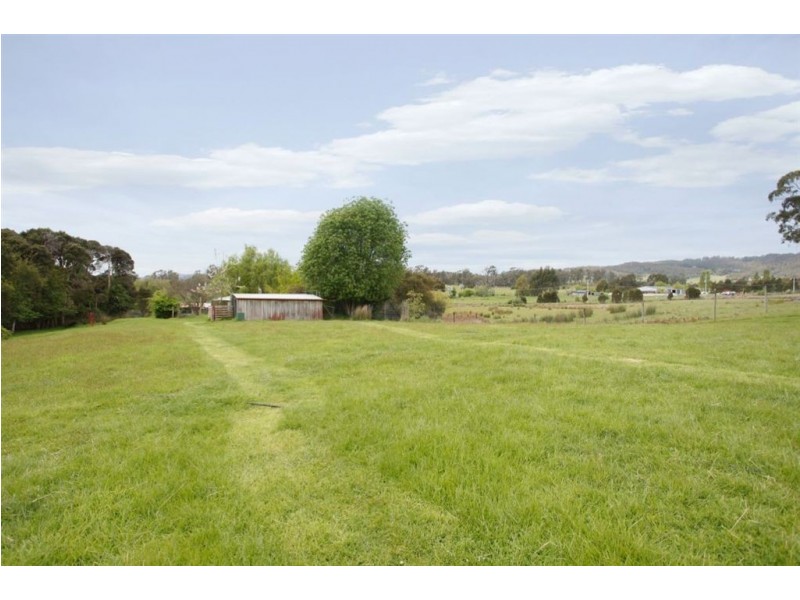8 Loop Road, Glengarry TAS 7275
