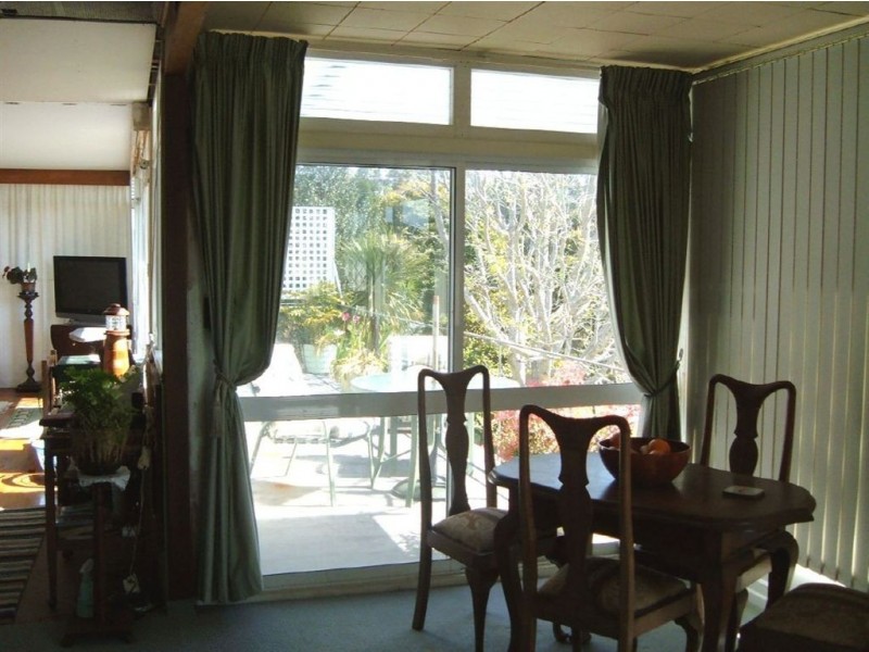 2 Beach Cres, Greens Beach TAS 7270