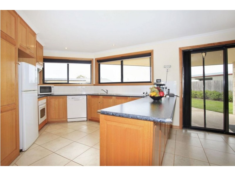 40 Scott Street, Beauty Point TAS 7270