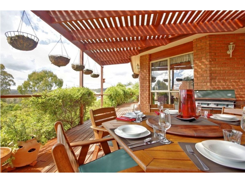 1 Pleasant Hills Drive, Grindelwald TAS 7277