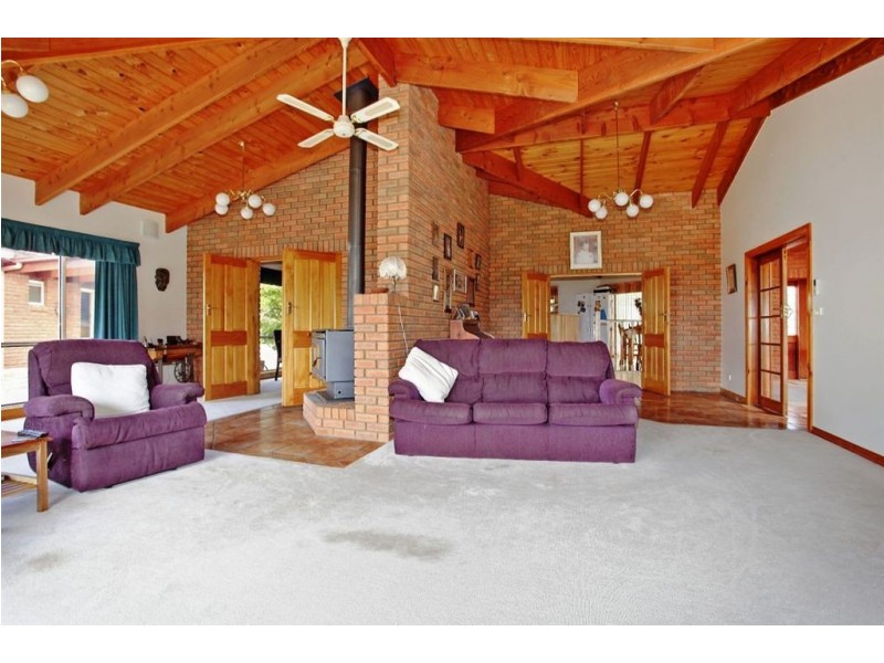 1 Pleasant Hills Drive, Grindelwald TAS 7277