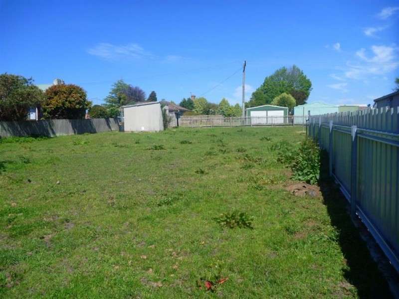 4 Sorell Street, Beaconsfield TAS 7270