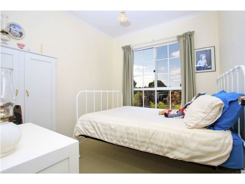6 Bell Street, Beaconsfield TAS 7270