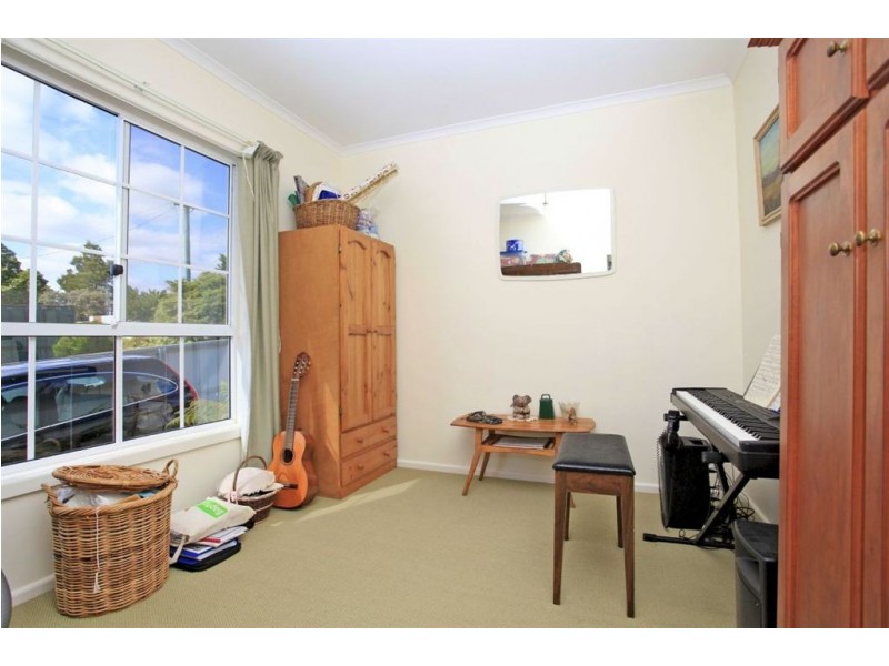 6 Bell Street, Beaconsfield TAS 7270