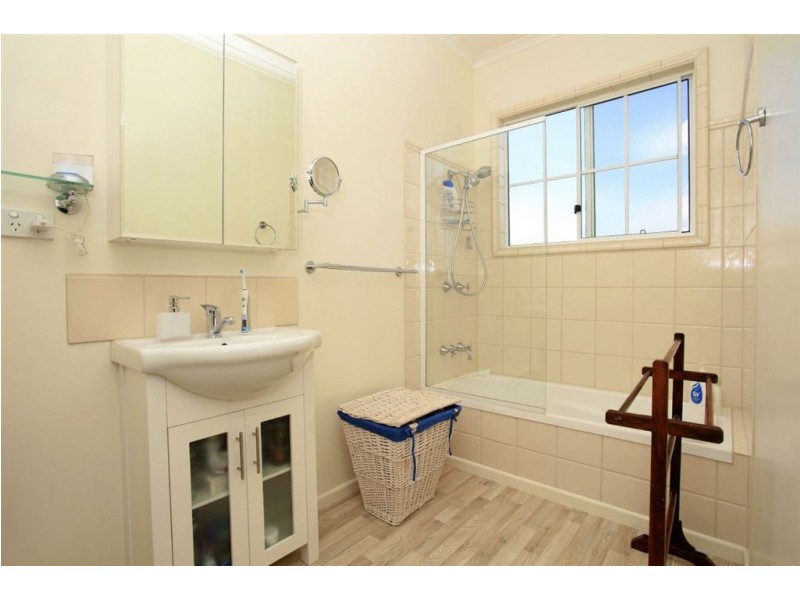 6 Bell Street, Beaconsfield TAS 7270