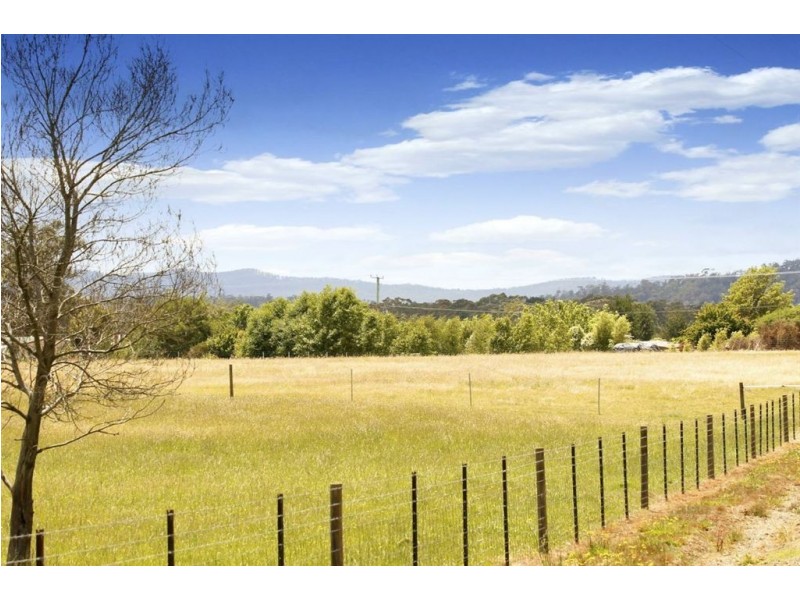 4 Kellys Lookout Road, Beaconsfield TAS 7270