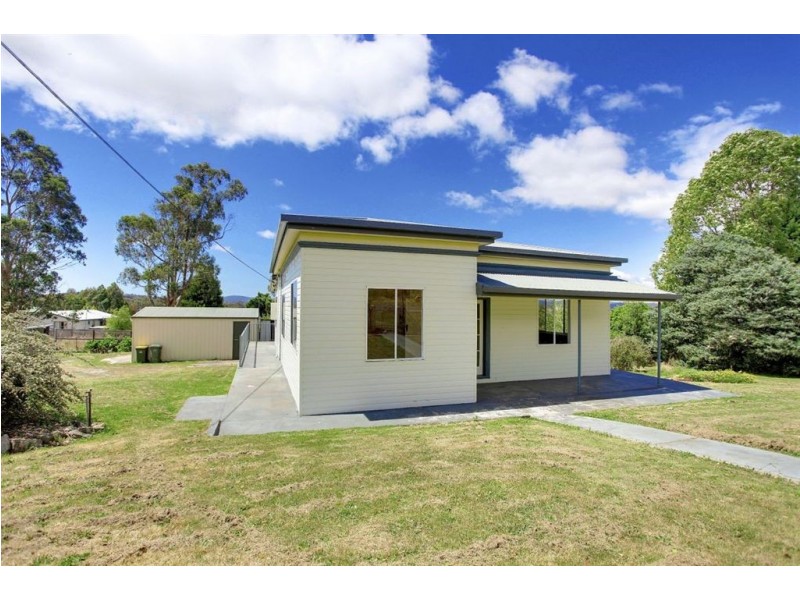 18-20 Bolton Street, Beaconsfield TAS 7270