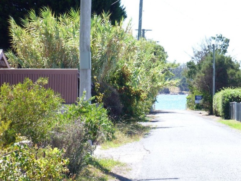 14 West Arm Road, Beauty Point TAS 7270