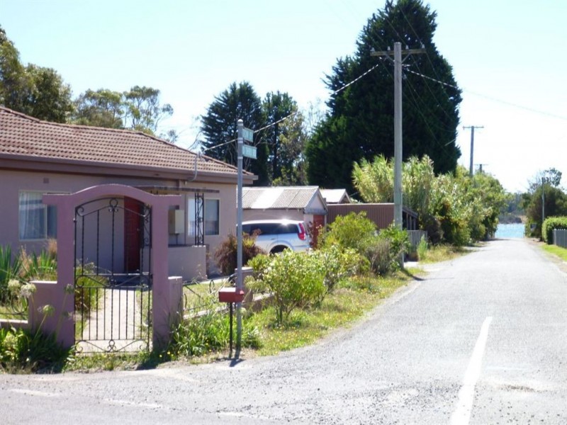 14 West Arm Road, Beauty Point TAS 7270