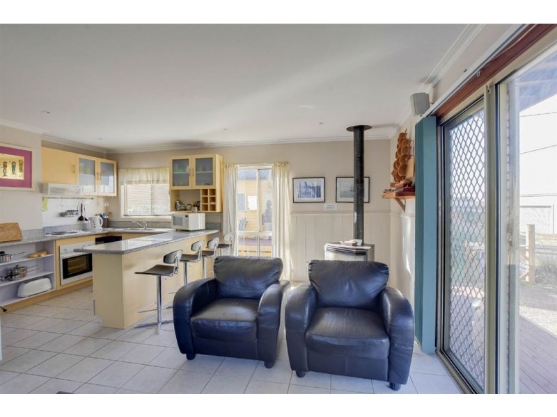 2/2 tamar cres, Greens Beach TAS 7270