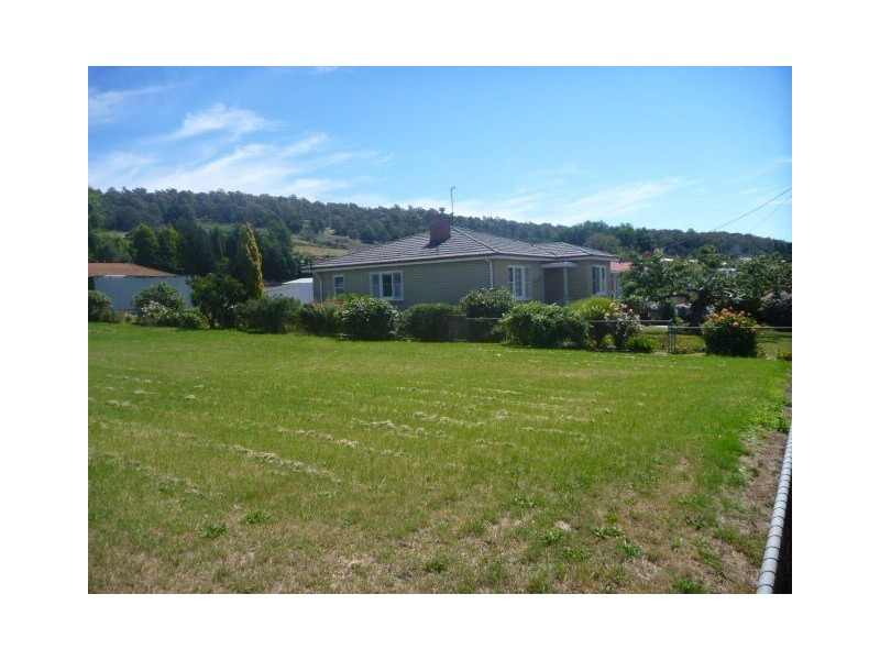 69 Weld Street, Beaconsfield TAS 7270