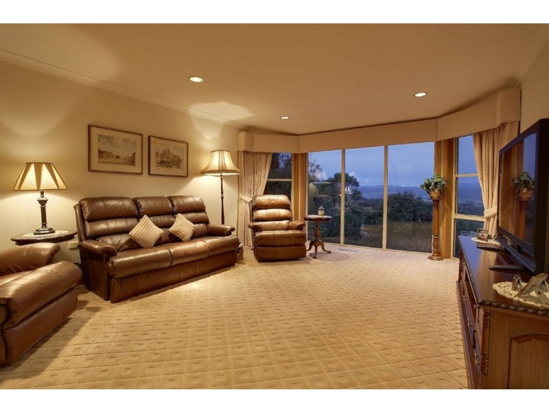 16 Pleasant Hills Drive, Grindelwald TAS 7277