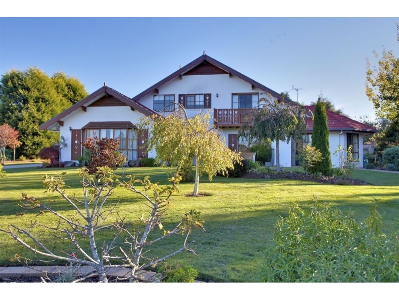 18 Waldhorn Drive, Grindelwald TAS 7277