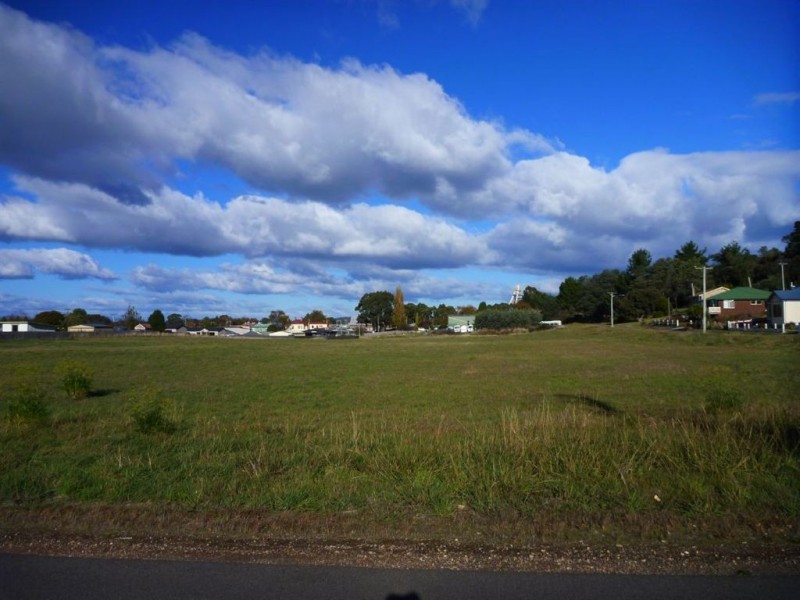 2 Payne Street, Beaconsfield TAS 7270