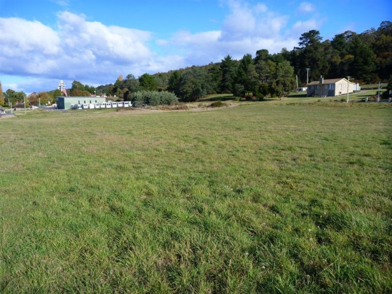 2 Payne Street, Beaconsfield TAS 7270