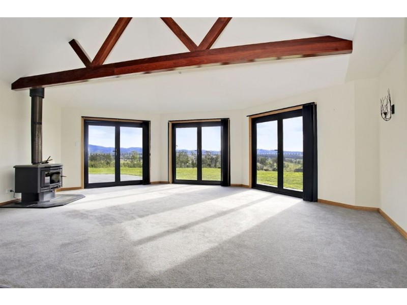 128 Long Plains Road, Exeter TAS 7275