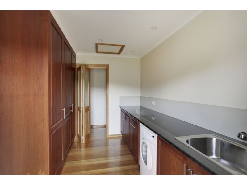128 Long Plains Road, Exeter TAS 7275