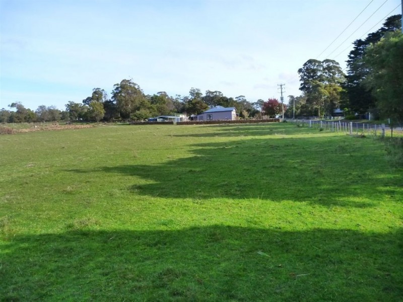 356 Clarence Point Road, Clarence Point TAS 7270