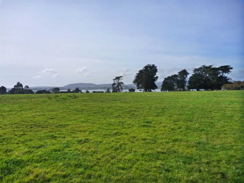 241A Bevic Road, Clarence Point TAS 7270