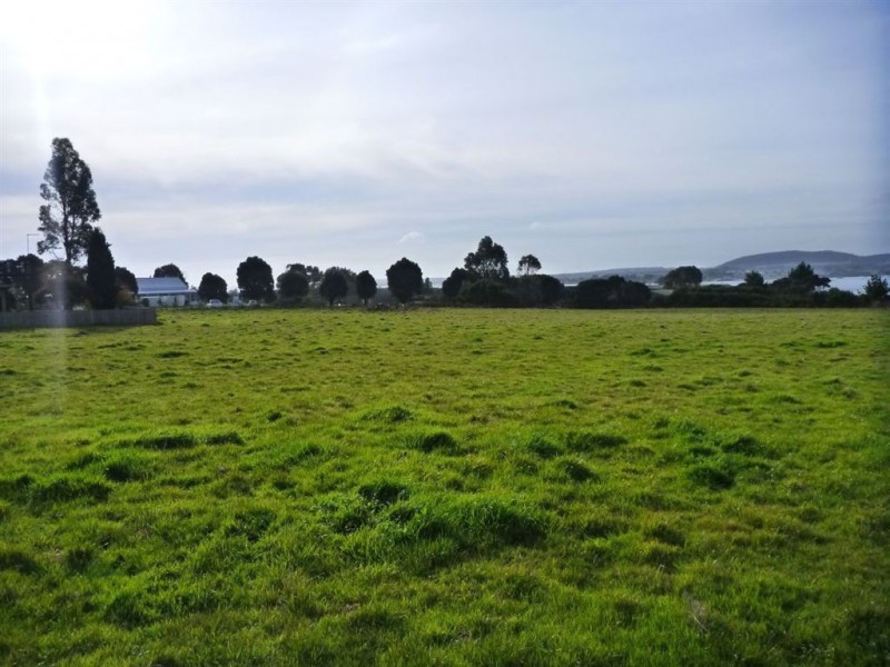 241A Bevic Road, Clarence Point TAS 7270