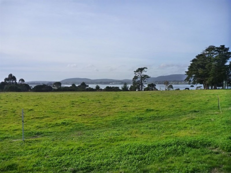 247 Bevic Road, Clarence Point TAS 7270