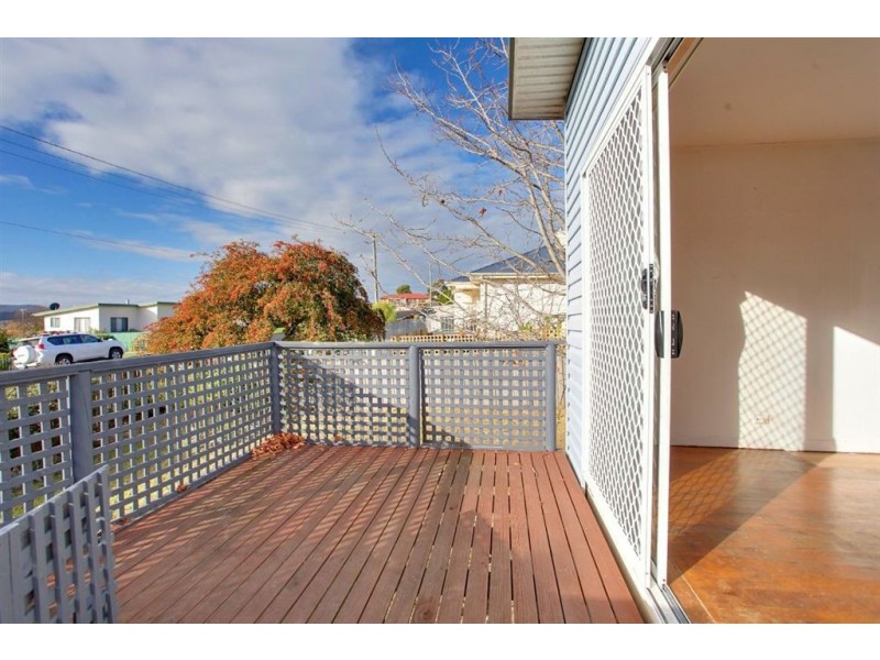 9 Ernest Street, Beauty Point TAS 7270