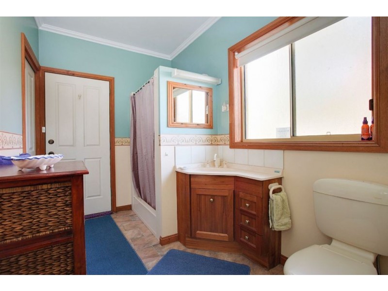 206 Paper Beach Road, Swan Point TAS 7275